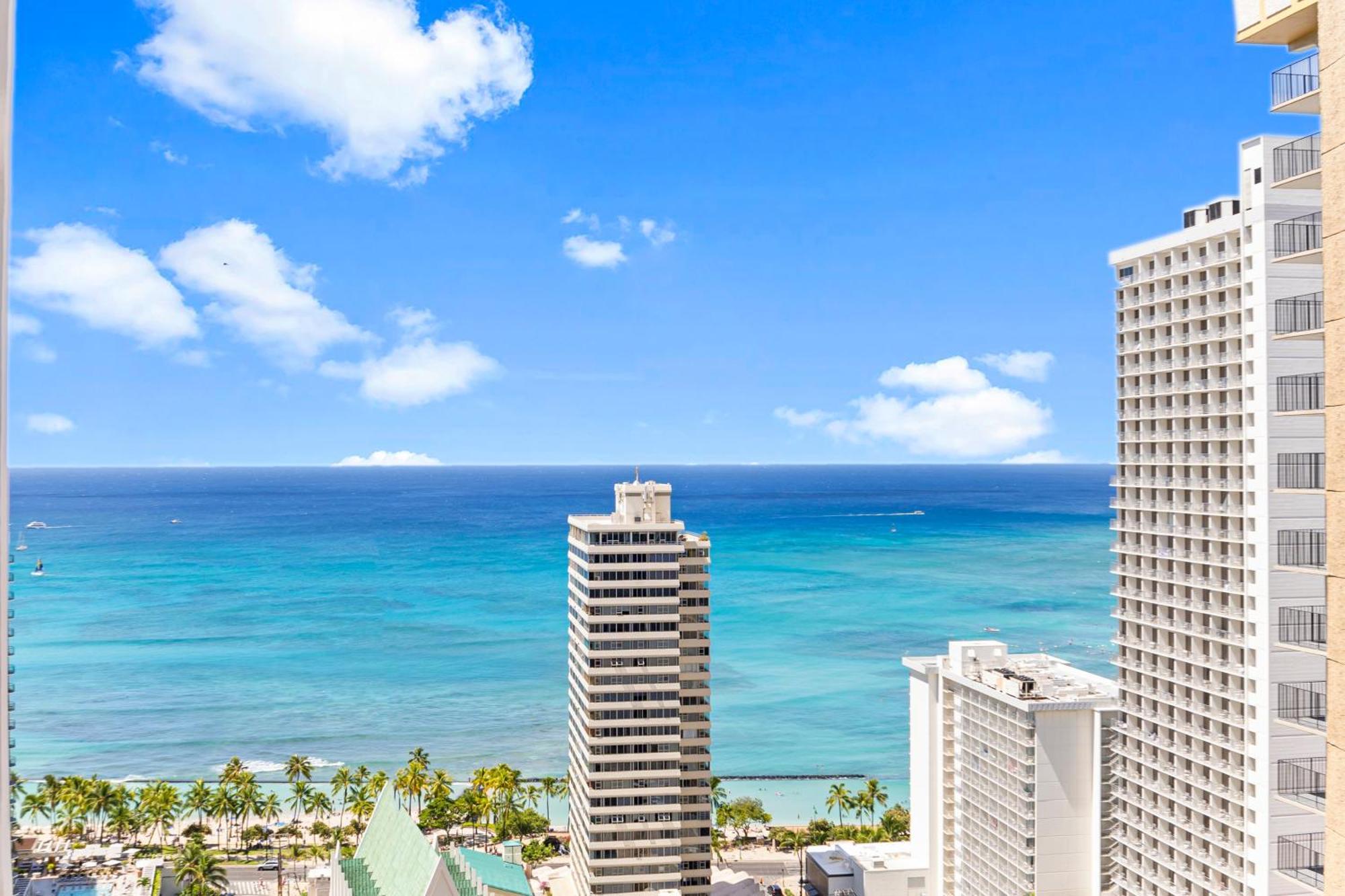 Waikiki Banyan T1-3204 Apartamento *